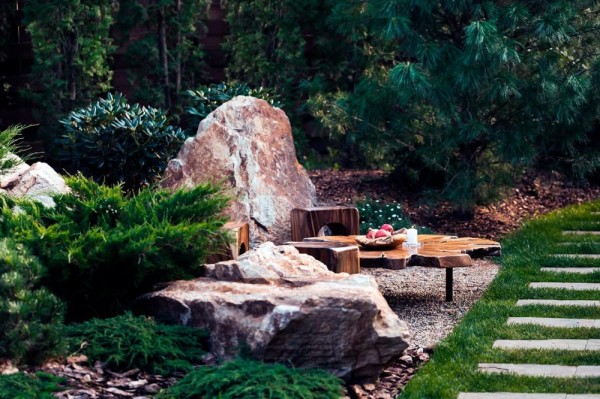 Как применить камни в садовом дизайне